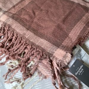 Abercrombie & Fitch blanket scarf